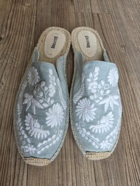 Soludos Women's Embroidered Slip-On Espadrille Mule in Light Blue